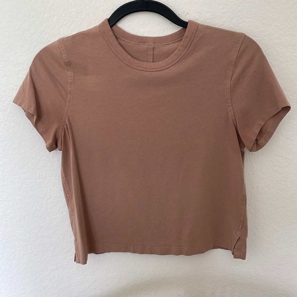 Lululemon twilight blush T-shirt
